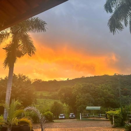 Hotel Fazenda Tucano Capim Branco 外观 照片
