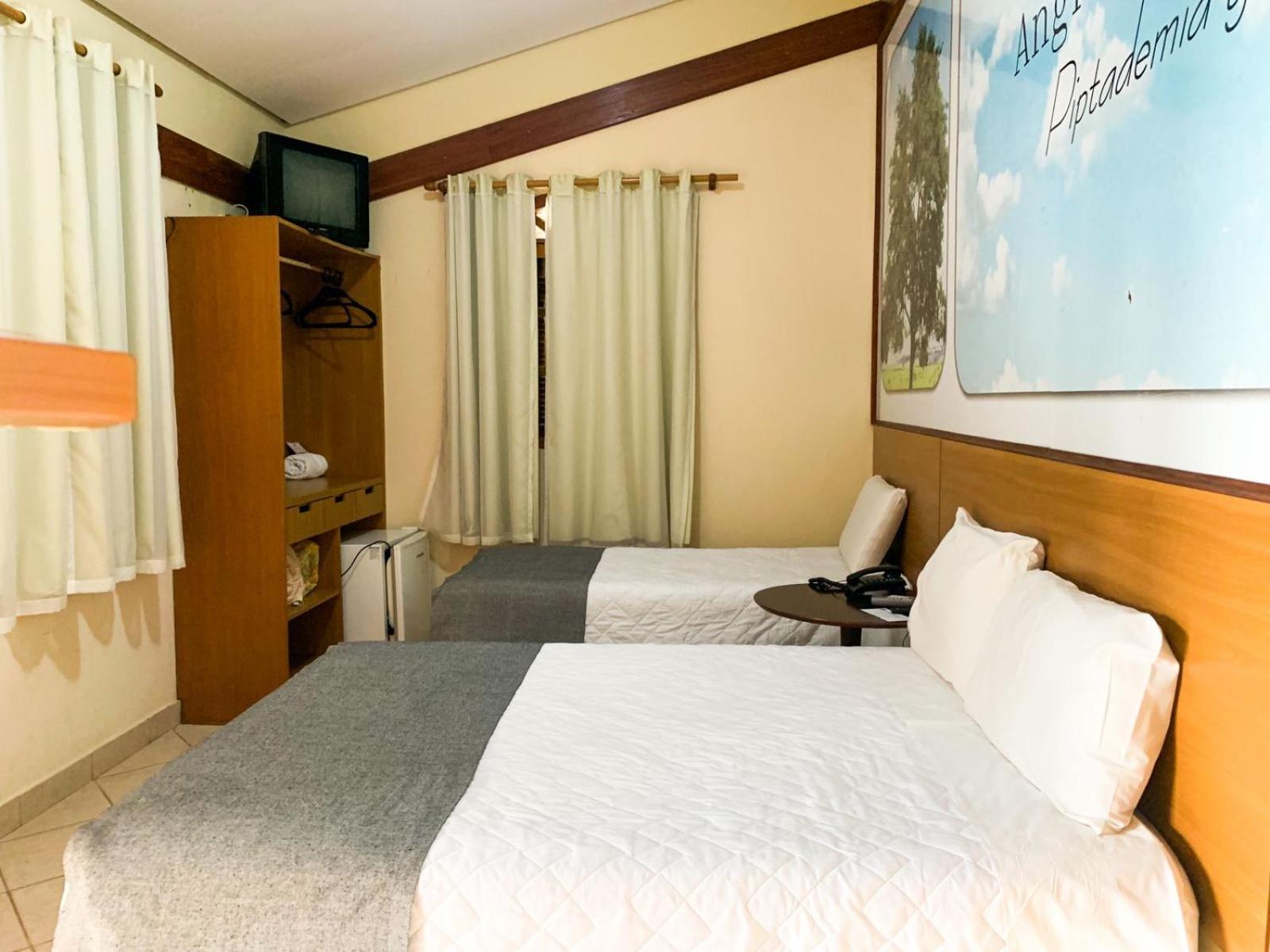 Hotel Fazenda Tucano Capim Branco 外观 照片