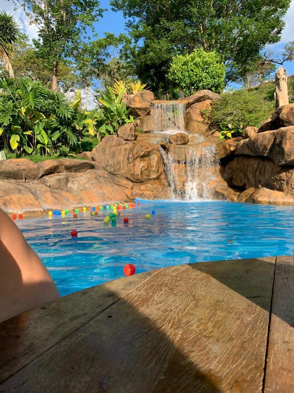 Hotel Fazenda Tucano Capim Branco 外观 照片